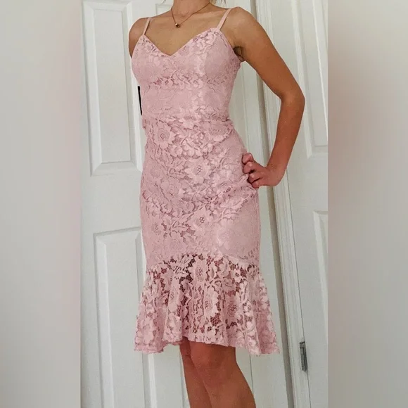 Guess | Dresses | Beautiful Lace Dress By Guess | Poshmark